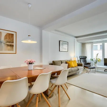 Flateli Ultonia Apartment Girona